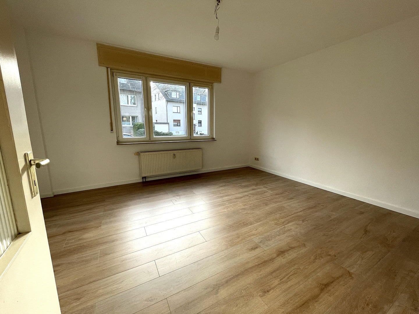 Prenájom bytu 2-izbový 51 m², Baasstr. 9, Essen, Severné Porýnie - Westfálsko Prenájom bytu 2-izbový 51 m², Baasstr. 9, Essen, Severné Porýnie - Westfálsko