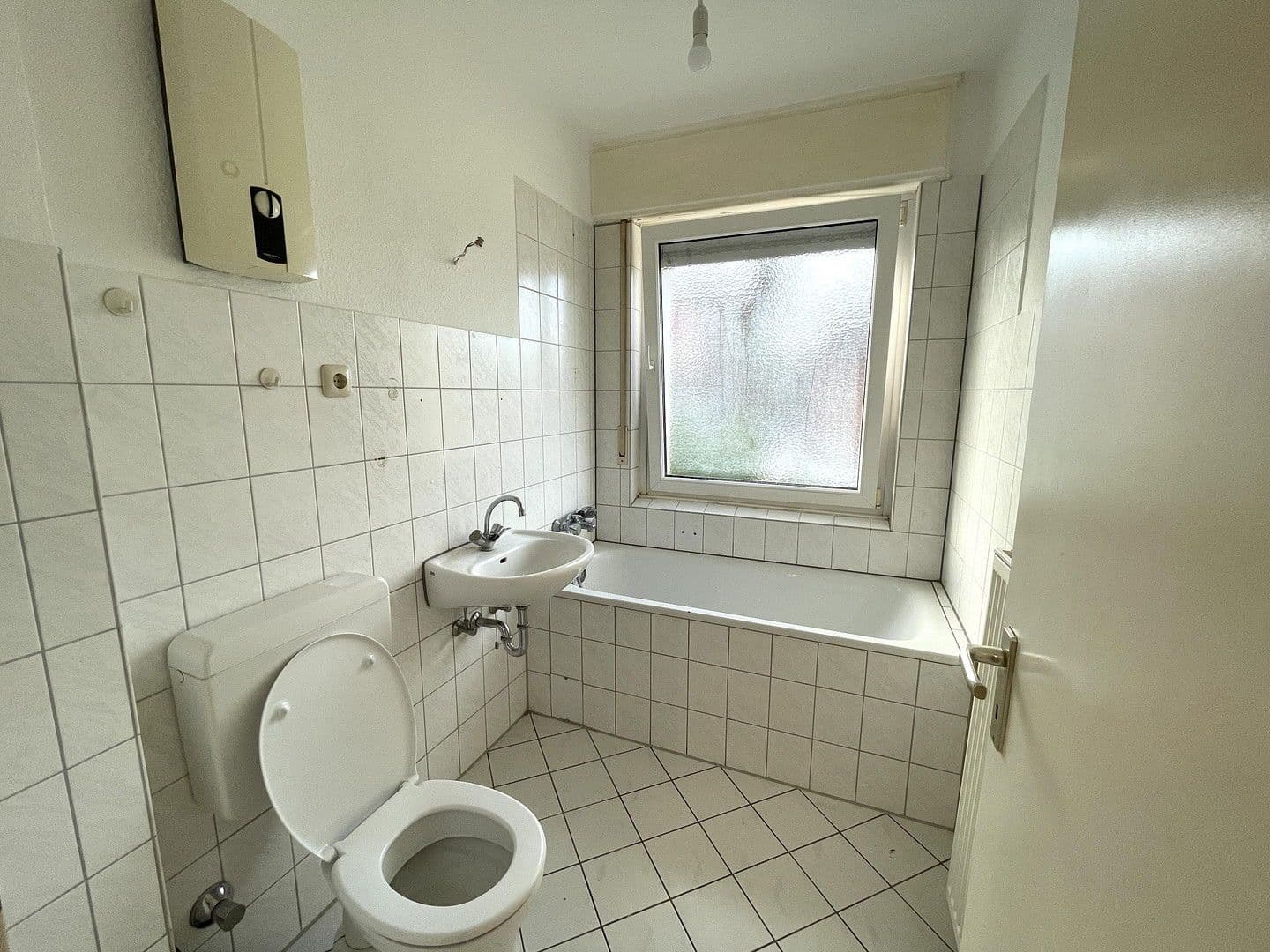 Prenájom bytu 2-izbový 51 m², Baasstr. 9, Essen, Severné Porýnie - Westfálsko Prenájom bytu 2-izbový 51 m², Baasstr. 9, Essen, Severné Porýnie - Westfálsko