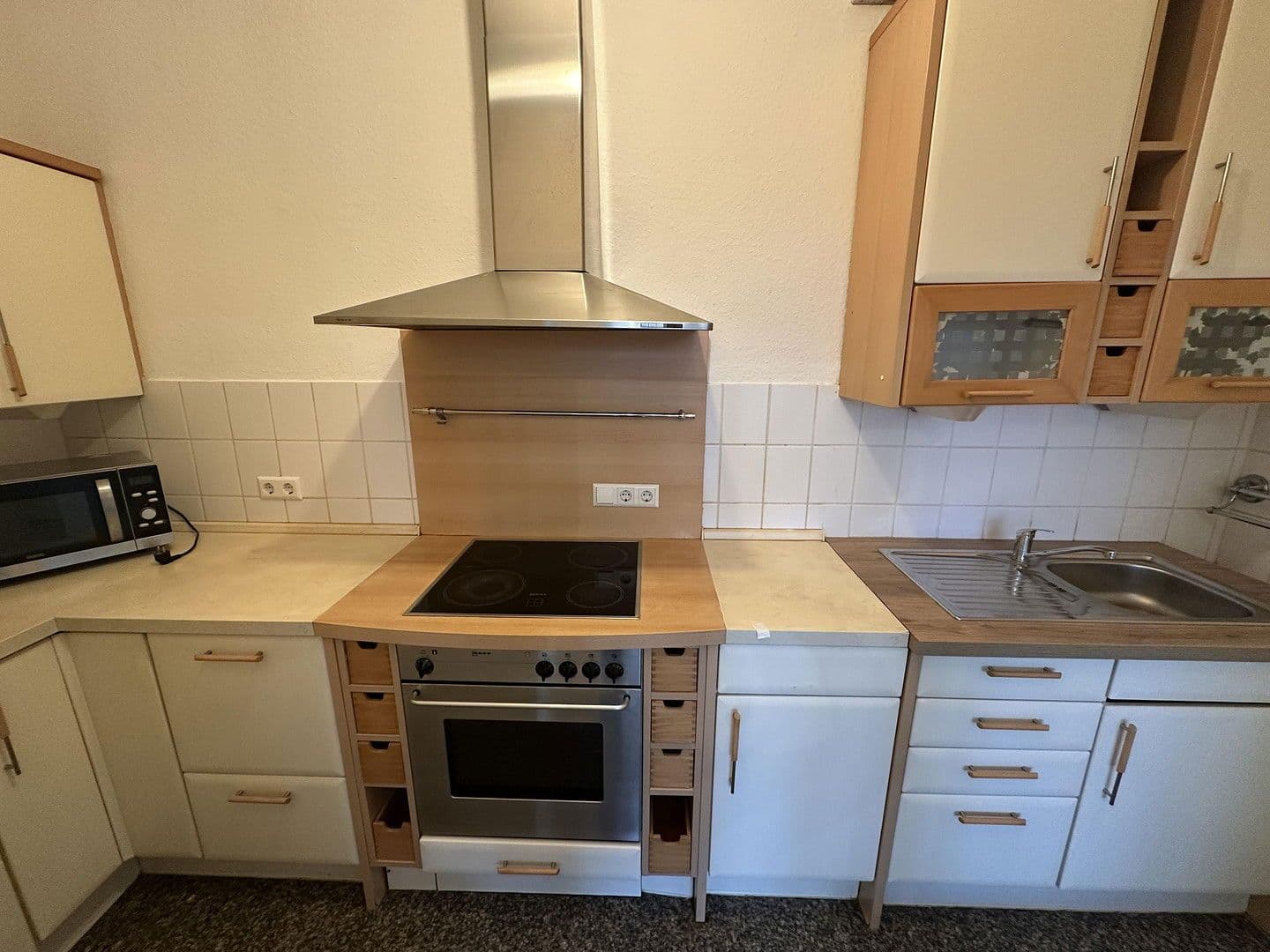 Prenájom bytu 2-izbový 54 m², Lauckerthof 7, Hannover, Dolné Sasko Prenájom bytu 2-izbový 54 m², Lauckerthof 7, Hannover, Dolné Sasko