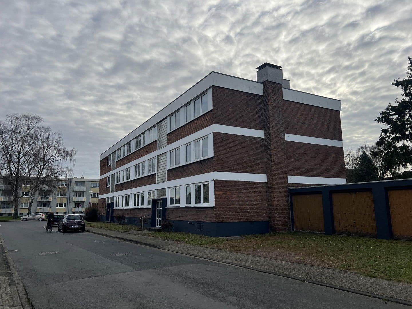 Predaj domu 840 m², pozemek 1.200 m², Schulstraße 70, Kamp-Lintfort, Severné Porýnie - Westfálsko Predaj domu 840 m², pozemek 1.200 m², Schulstraße 70, Kamp-Lintfort, Severné Porýnie - Westfálsko
