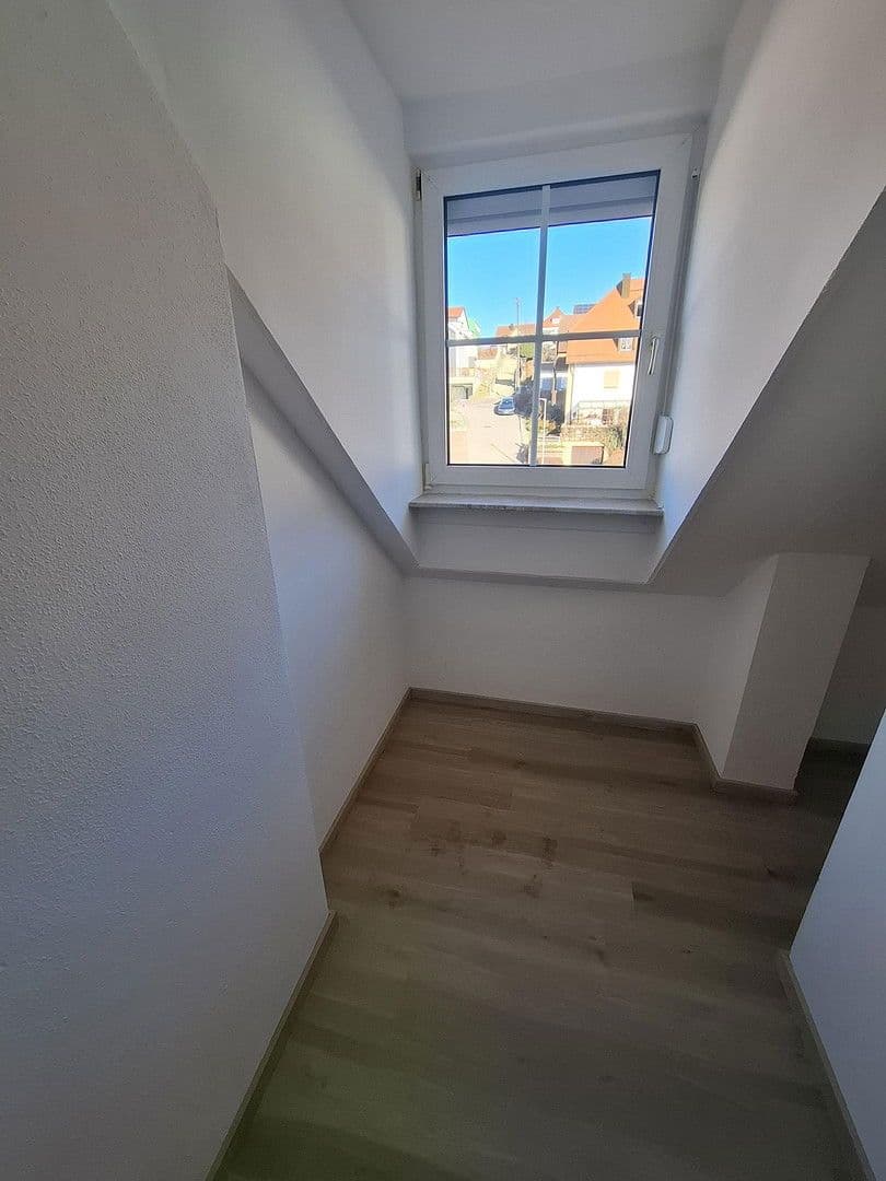 Prenájom bytu 3-izbový 64 m², Pfaffenhofen, Bavorsko Prenájom bytu 3-izbový 64 m², Pfaffenhofen, Bavorsko