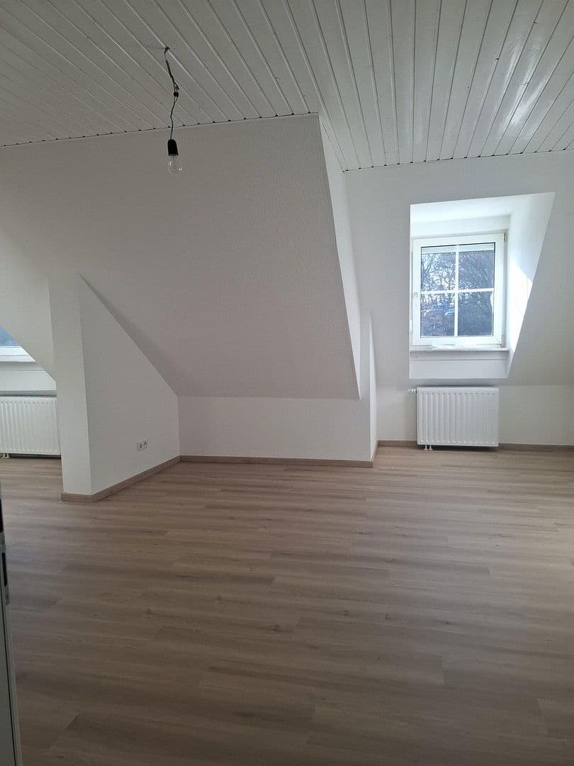 Prenájom bytu 3-izbový 64 m², Pfaffenhofen, Bavorsko Prenájom bytu 3-izbový 64 m², Pfaffenhofen, Bavorsko