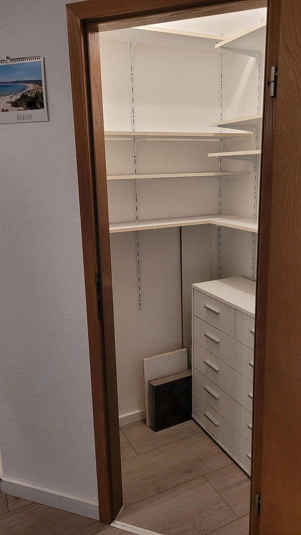 Predaj bytu 2-izbový 67 m², Krankenhausstr. 115, Hürth, Severné Porýnie - Westfálsko Predaj bytu 2-izbový 67 m², Krankenhausstr. 115, Hürth, Severné Porýnie - Westfálsko