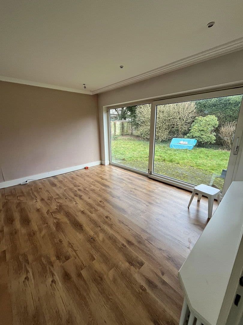 Predaj domu 230 m², pozemek 1.463 m², Königgrätzerstr. 12, Solingen, Severné Porýnie - Westfálsko Predaj domu 230 m², pozemek 1.463 m², Königgrätzerstr. 12, Solingen, Severné Porýnie - Westfálsko