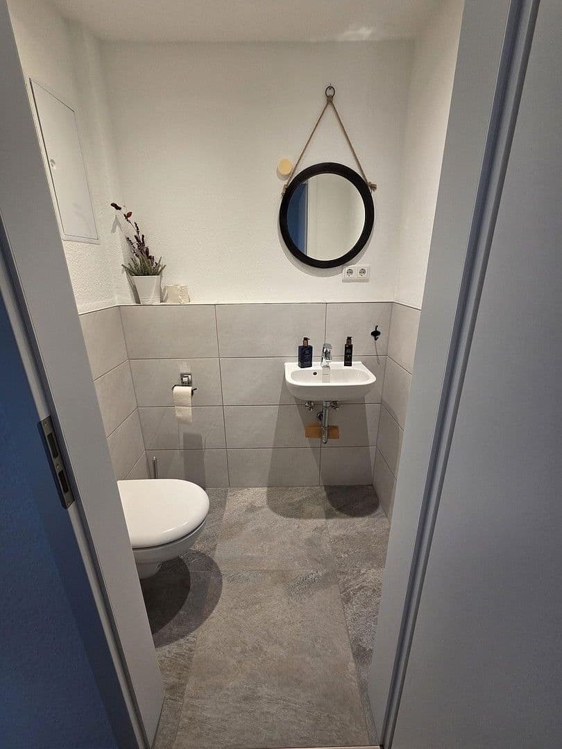 Prenájom bytu 3-izbový 88 m², Bischofsheim, Hesensko Prenájom bytu 3-izbový 88 m², Bischofsheim, Hesensko