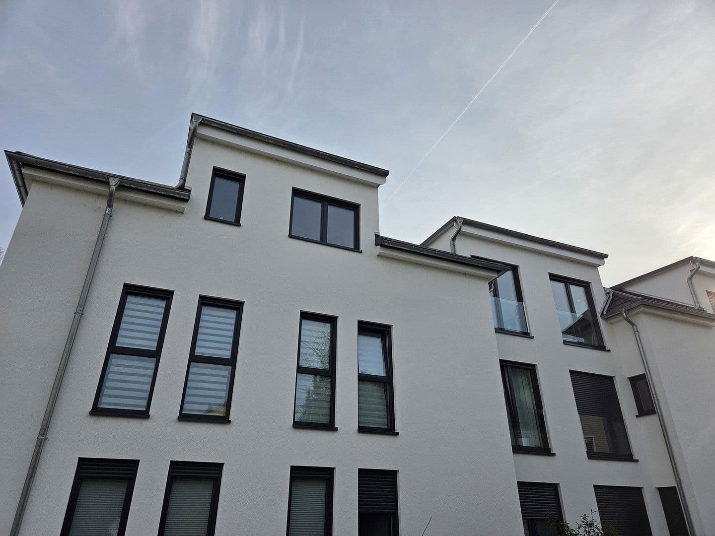 Prenájom bytu 3-izbový 88 m², Bischofsheim, Hesensko Prenájom bytu 3-izbový 88 m², Bischofsheim, Hesensko