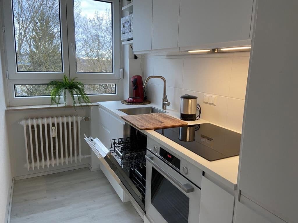 Prenájom bytu 2-izbový 50 m², Sindelfingen, Bádensko-Wurttembersko Prenájom bytu 2-izbový 50 m², Sindelfingen, Bádensko-Wurttembersko