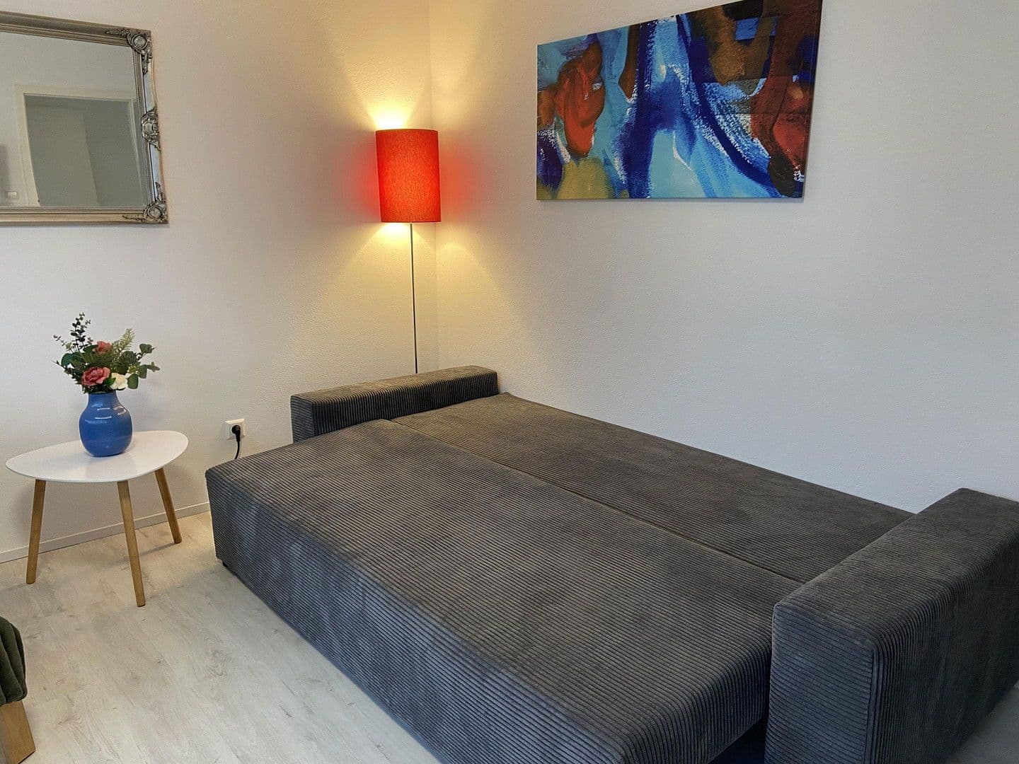 Prenájom bytu 2-izbový 50 m², Sindelfingen, Bádensko-Wurttembersko Prenájom bytu 2-izbový 50 m², Sindelfingen, Bádensko-Wurttembersko