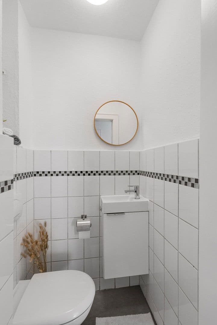 Predaj bytu 4-izbový 81 m², Oldenburg, Dolné Sasko Predaj bytu 4-izbový 81 m², Oldenburg, Dolné Sasko