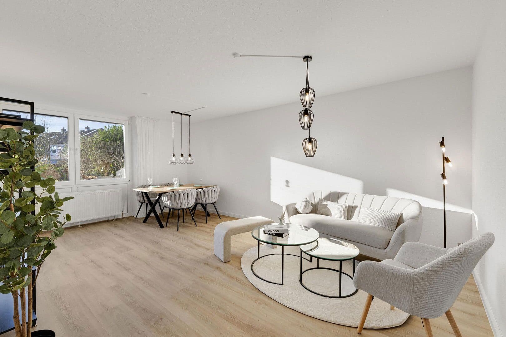 Predaj bytu 4-izbový 81 m², Oldenburg, Dolné Sasko Predaj bytu 4-izbový 81 m², Oldenburg, Dolné Sasko