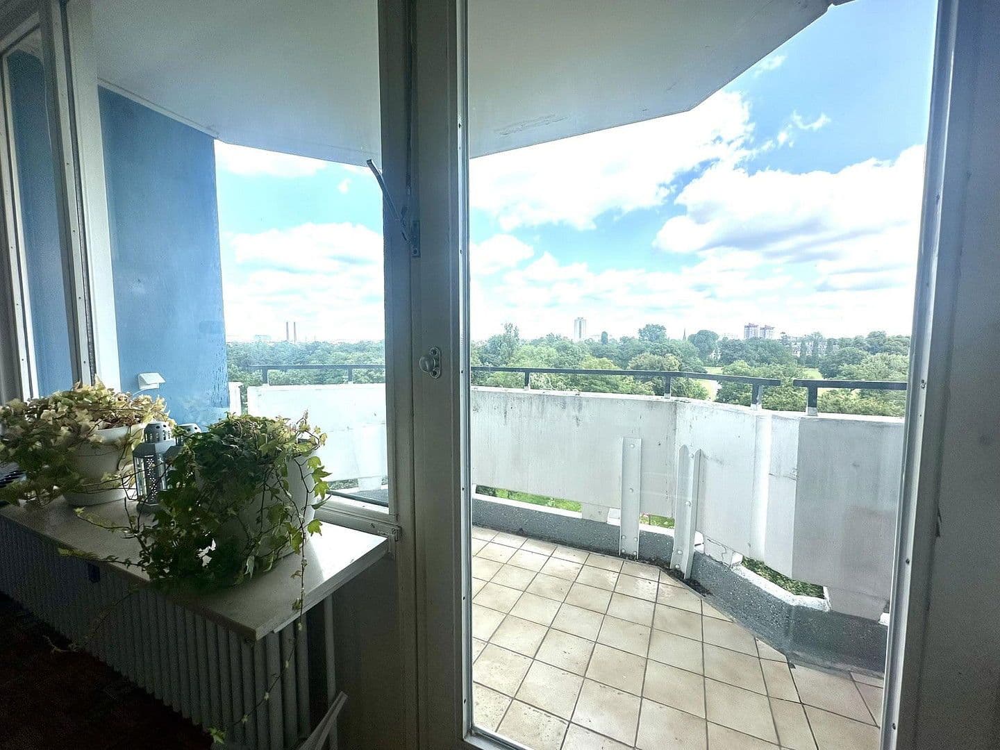 Predaj bytu 3-izbový 65 m², Kierberger Straße 15, Köln, Severné Porýnie - Westfálsko Predaj bytu 3-izbový 65 m², Kierberger Straße 15, Köln, Severné Porýnie - Westfálsko