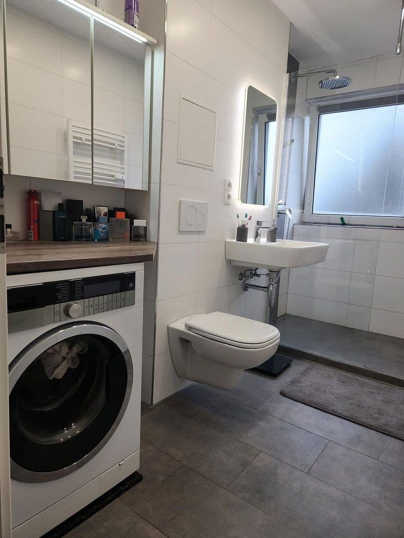 Prenájom bytu 2-izbový 60 m², Nürnberg, Bavorsko Prenájom bytu 2-izbový 60 m², Nürnberg, Bavorsko