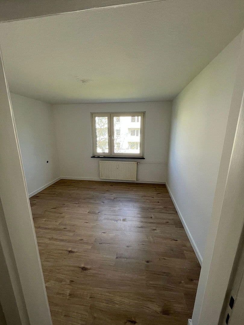 Prenájom bytu 4-izbový 60 m², Lemwerder, Dolné Sasko Prenájom bytu 4-izbový 60 m², Lemwerder, Dolné Sasko