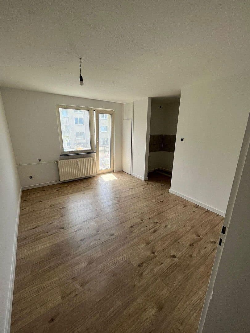Prenájom bytu 4-izbový 60 m², Lemwerder, Dolné Sasko Prenájom bytu 4-izbový 60 m², Lemwerder, Dolné Sasko