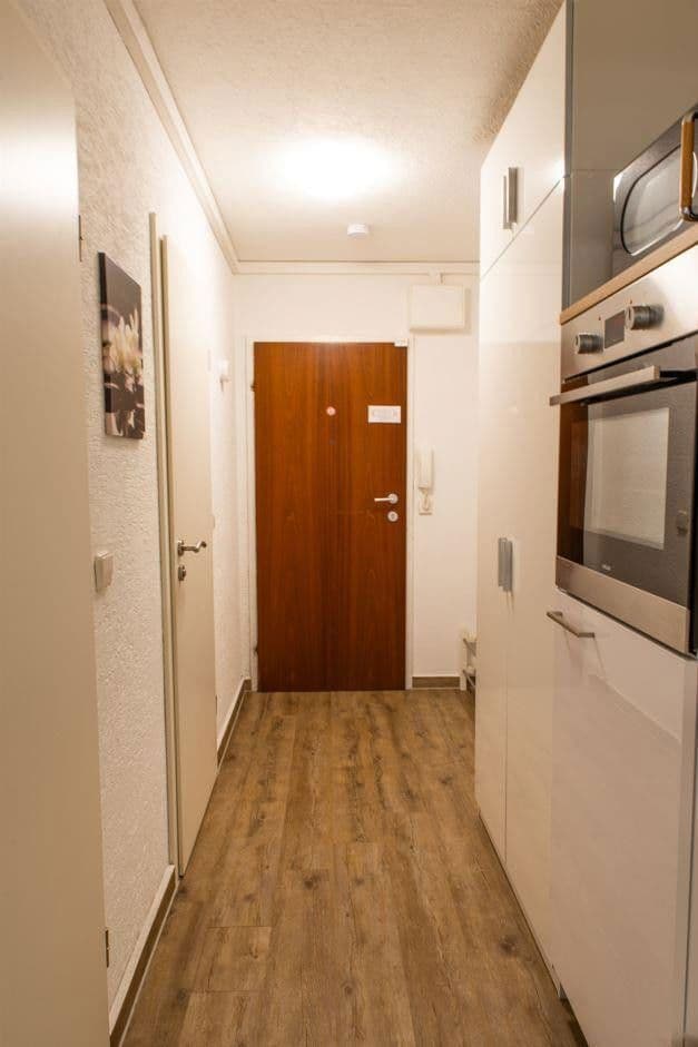 Prenájom bytu 1-izbový 33 m², Sindelfingen, Bádensko-Wurttembersko Prenájom bytu 1-izbový 33 m², Sindelfingen, Bádensko-Wurttembersko