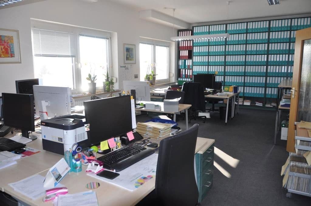 Prenájom kancelárie 393 m², Waldershoferstr. 49/51, Marktredwitz, Bavorsko Prenájom kancelárie 393 m², Waldershoferstr. 49/51, Marktredwitz, Bavorsko