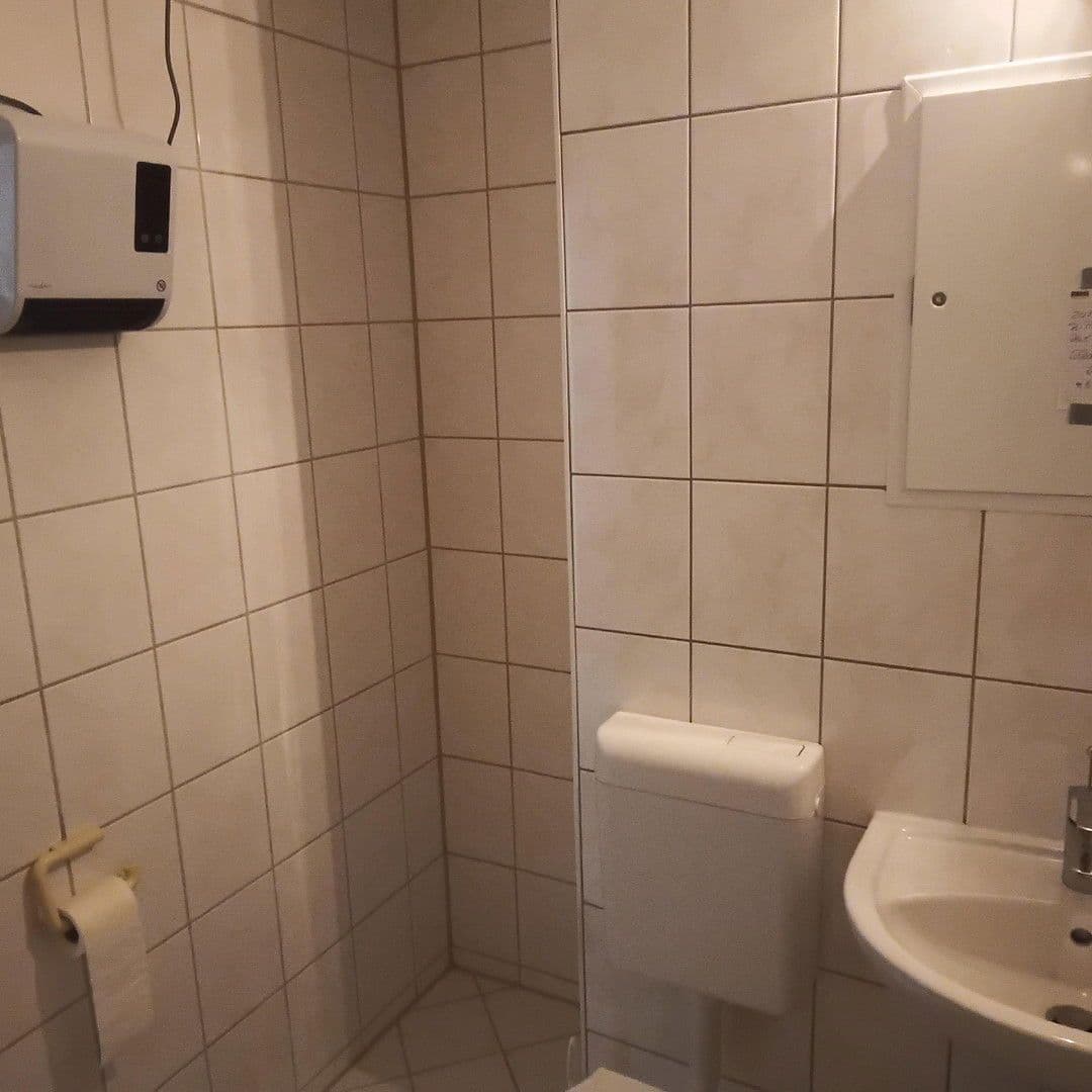 Prenájom bytu 2-izbový 51 m², Böhlener Straße 75, Berlin-Hellersdorf, Berlín Prenájom bytu 2-izbový 51 m², Böhlener Straße 75, Berlin-Hellersdorf, Berlín