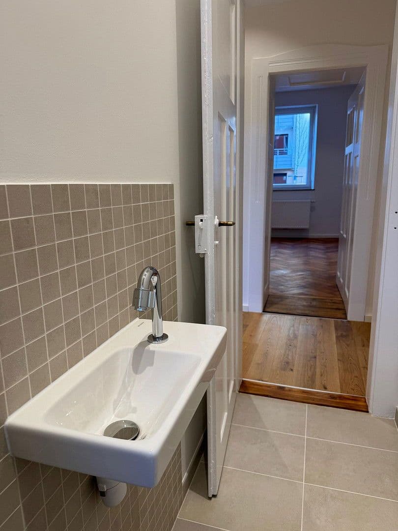 Prenájom bytu 3-izbový 93 m², Schanzenstraße 16, Nürnberg, Bavorsko Prenájom bytu 3-izbový 93 m², Schanzenstraße 16, Nürnberg, Bavorsko