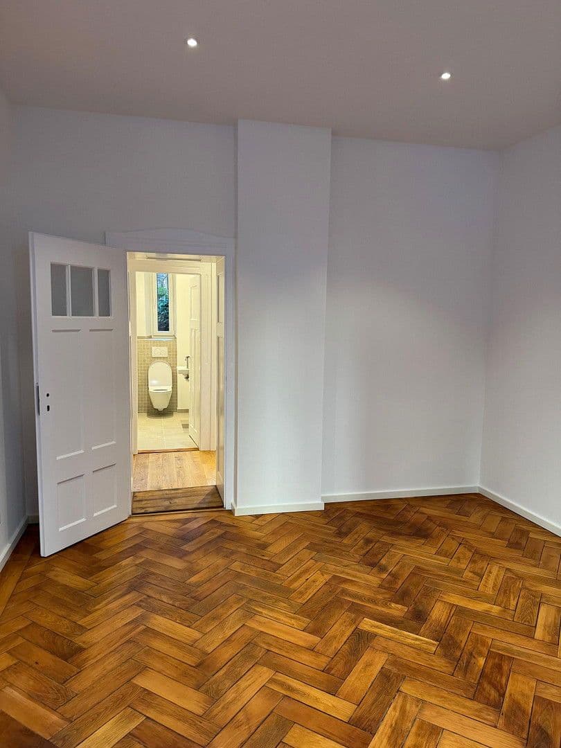 Prenájom bytu 3-izbový 93 m², Schanzenstraße 16, Nürnberg, Bavorsko Prenájom bytu 3-izbový 93 m², Schanzenstraße 16, Nürnberg, Bavorsko