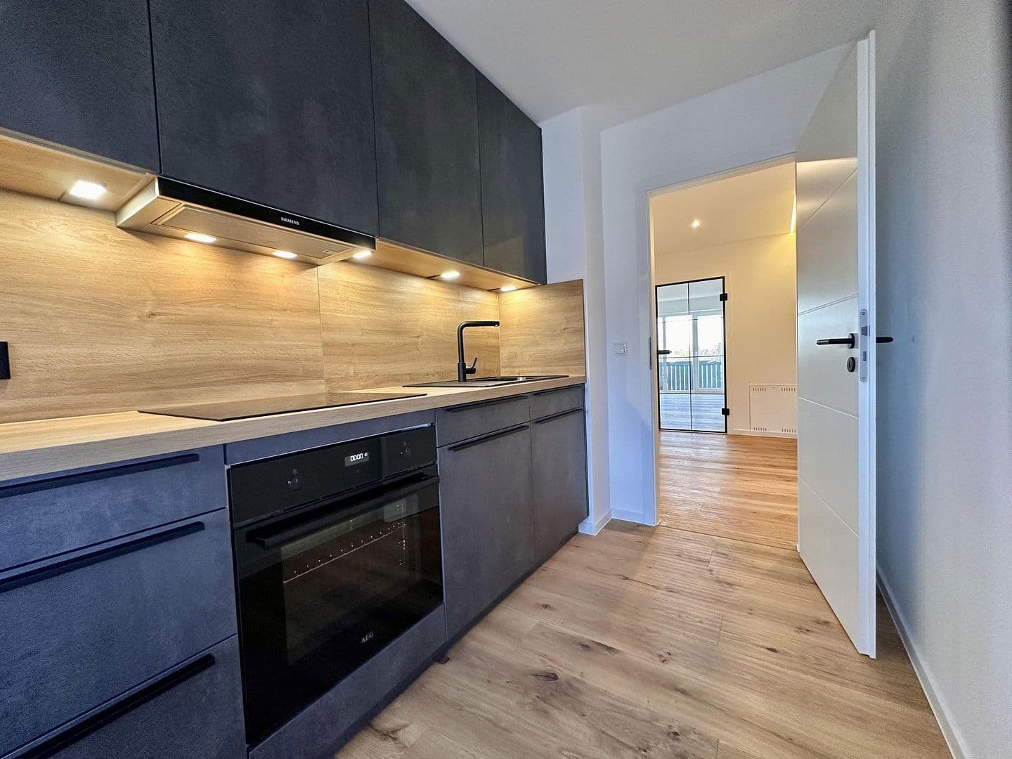 Predaj bytu 3-izbový 70 m², Dresden, Sasko Predaj bytu 3-izbový 70 m², Dresden, Sasko