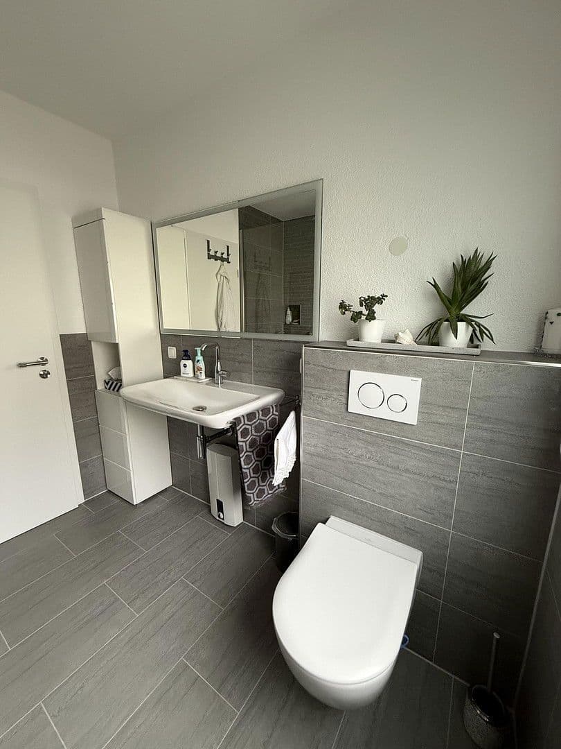 Prenájom bytu 3-izbový 86 m², Teudaldstr. 3, Nackenheim, Porýnie-Falcko Prenájom bytu 3-izbový 86 m², Teudaldstr. 3, Nackenheim, Porýnie-Falcko