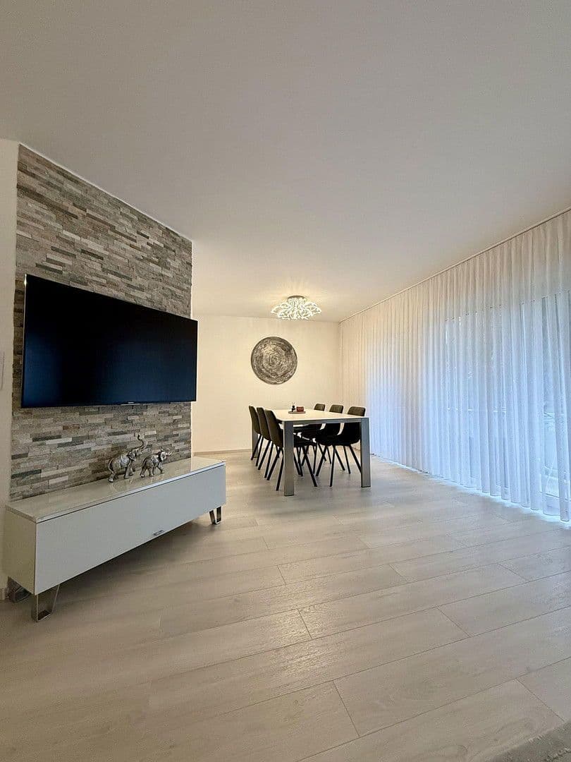 Prenájom bytu 3-izbový 86 m², Teudaldstr. 3, Nackenheim, Porýnie-Falcko Prenájom bytu 3-izbový 86 m², Teudaldstr. 3, Nackenheim, Porýnie-Falcko