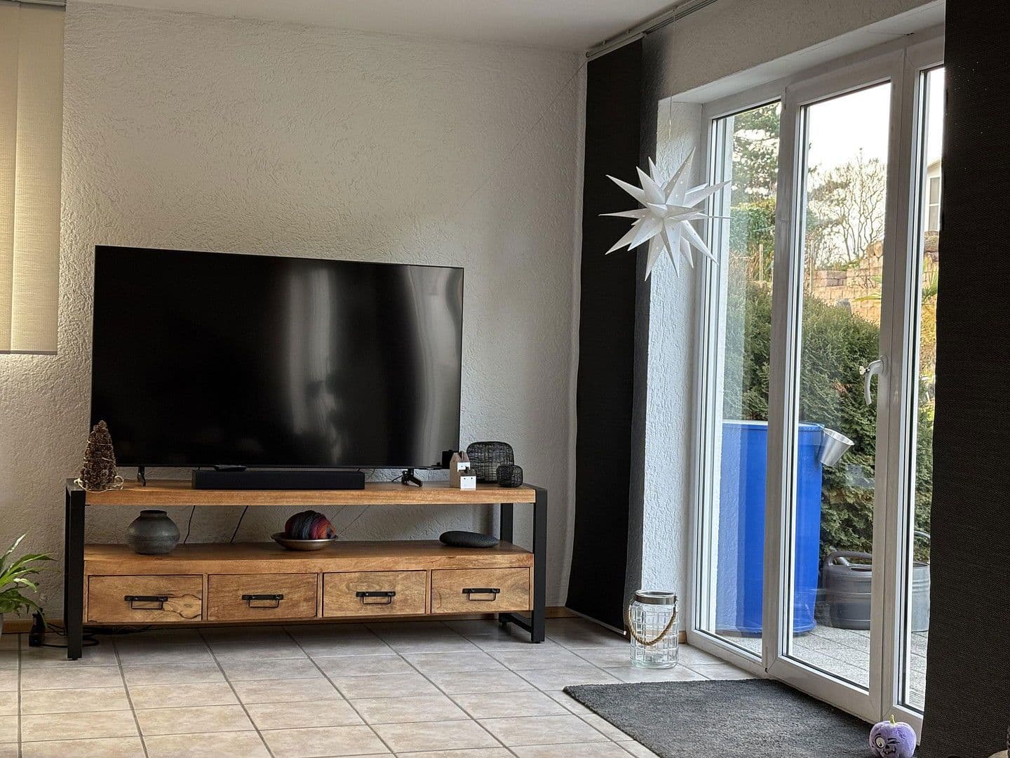 Predaj domu 193 m², pozemek 347 m², Hermann-Hesse-Straße 44 1, Niefern-Öschelbronn, Bádensko-Wurttembersko Predaj domu 193 m², pozemek 347 m², Hermann-Hesse-Straße 44 1, Niefern-Öschelbronn, Bádensko-Wurttembersko