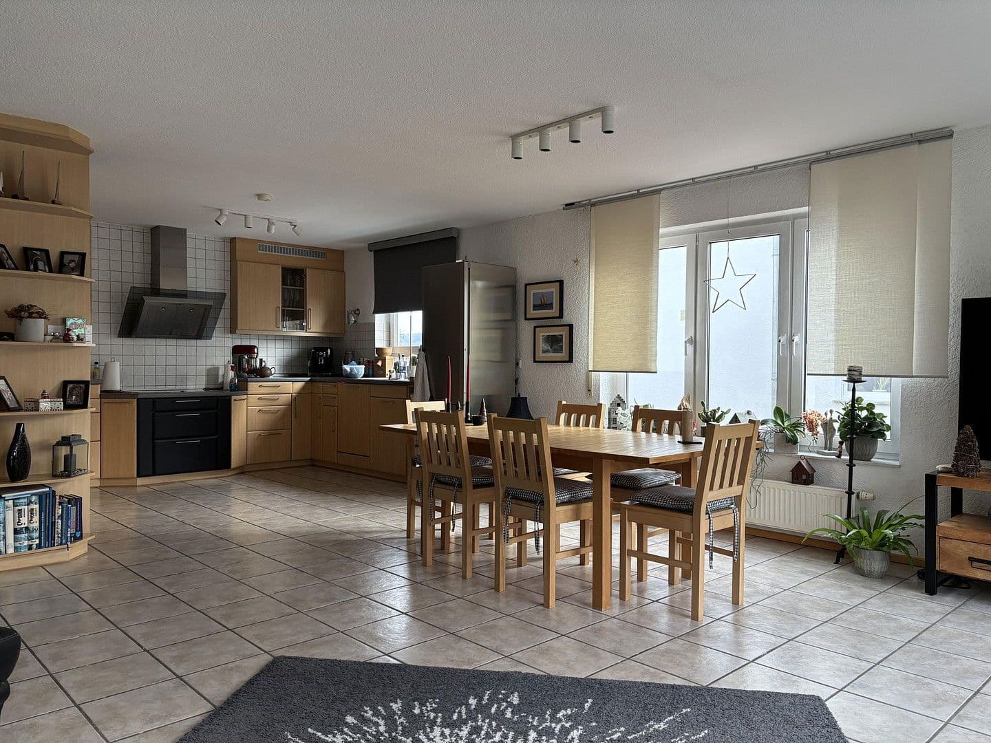 Predaj domu 193 m², pozemek 347 m², Hermann-Hesse-Straße 44 1, Niefern-Öschelbronn, Bádensko-Wurttembersko Predaj domu 193 m², pozemek 347 m², Hermann-Hesse-Straße 44 1, Niefern-Öschelbronn, Bádensko-Wurttembersko