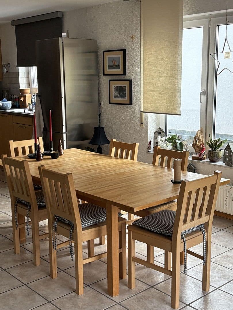 Predaj domu 193 m², pozemek 347 m², Hermann-Hesse-Straße 44 1, Niefern-Öschelbronn, Bádensko-Wurttembersko Predaj domu 193 m², pozemek 347 m², Hermann-Hesse-Straße 44 1, Niefern-Öschelbronn, Bádensko-Wurttembersko