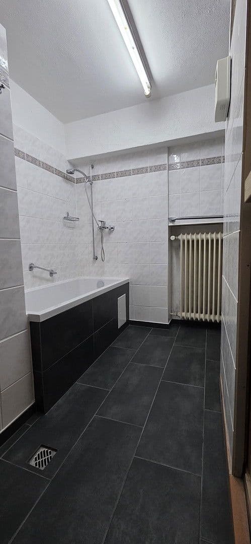 Predaj domu 250 m², pozemek 1.200 m², Rosenstr.4, Breitscheid, Porýnie-Falcko Predaj domu 250 m², pozemek 1.200 m², Rosenstr.4, Breitscheid, Porýnie-Falcko