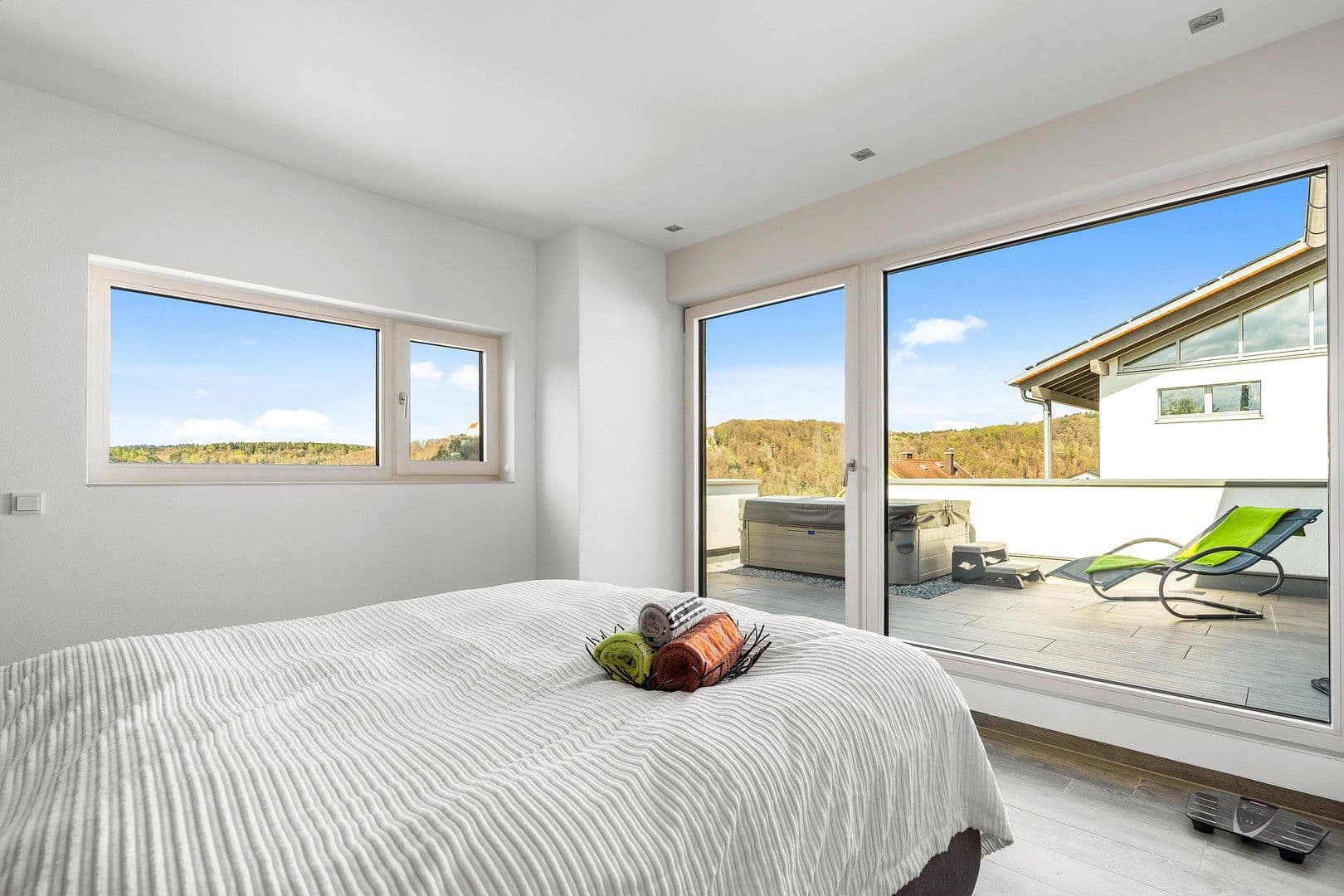 Predaj domu 223 m², pozemek 699 m², Riedenburg, Bavorsko Predaj domu 223 m², pozemek 699 m², Riedenburg, Bavorsko