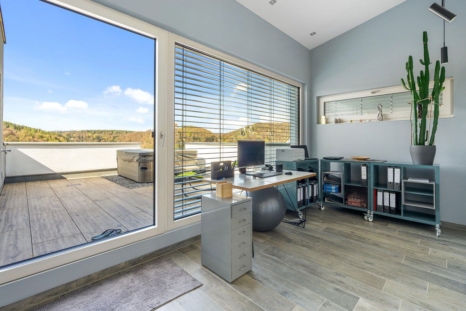 Predaj domu 223 m², pozemek 699 m², Riedenburg, Bavorsko Predaj domu 223 m², pozemek 699 m², Riedenburg, Bavorsko