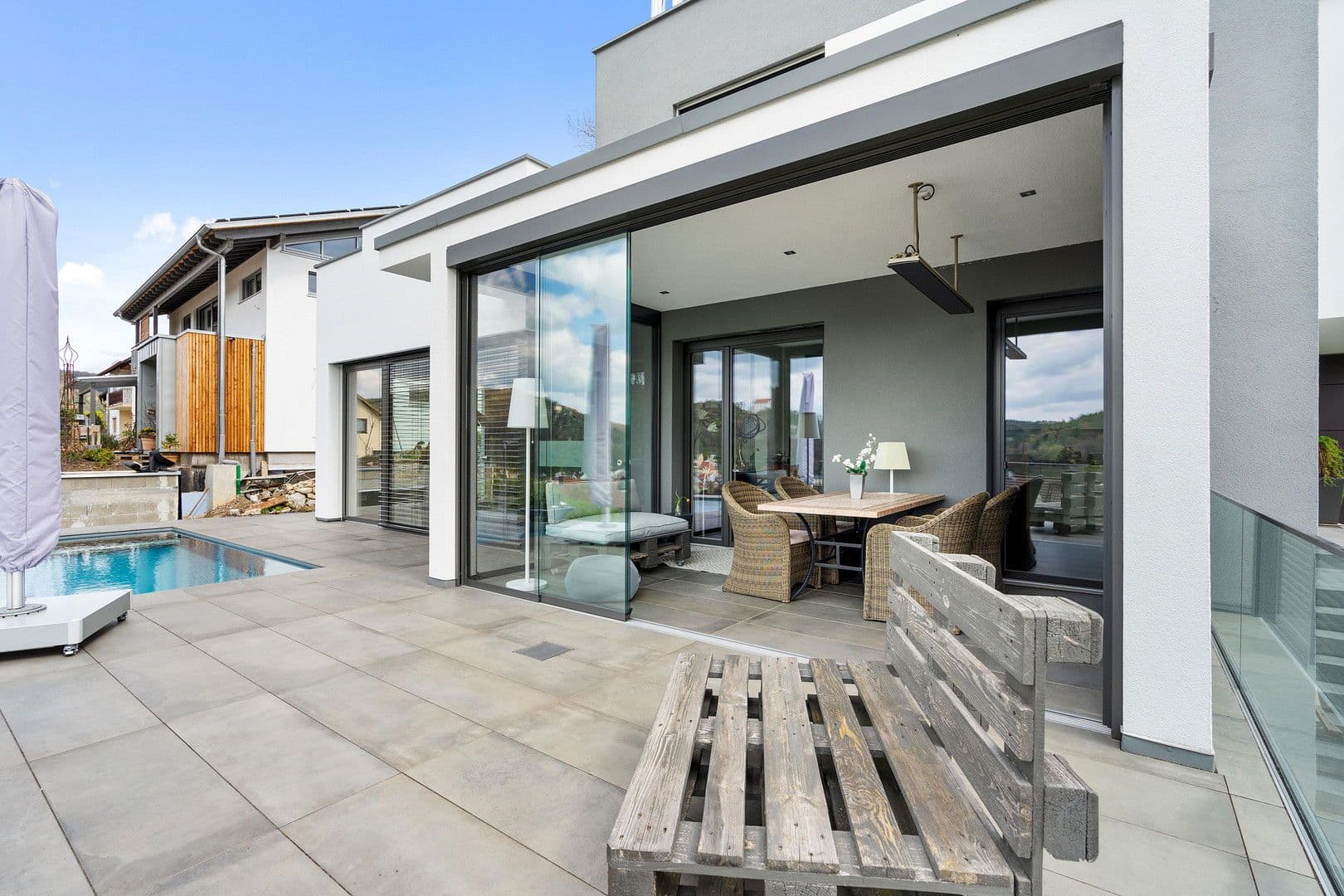 Predaj domu 223 m², pozemek 699 m², Riedenburg, Bavorsko Predaj domu 223 m², pozemek 699 m², Riedenburg, Bavorsko