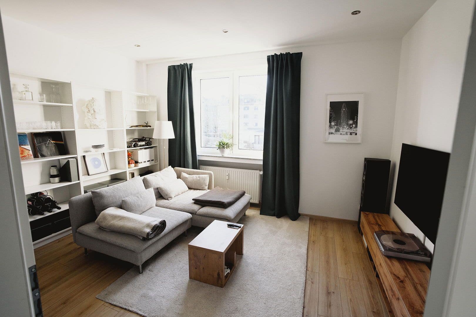 Prenájom bytu 2-izbový 67 m², Holsterhauser Straße 129, Essen, Severné Porýnie - Westfálsko Prenájom bytu 2-izbový 67 m², Holsterhauser Straße 129, Essen, Severné Porýnie - Westfálsko