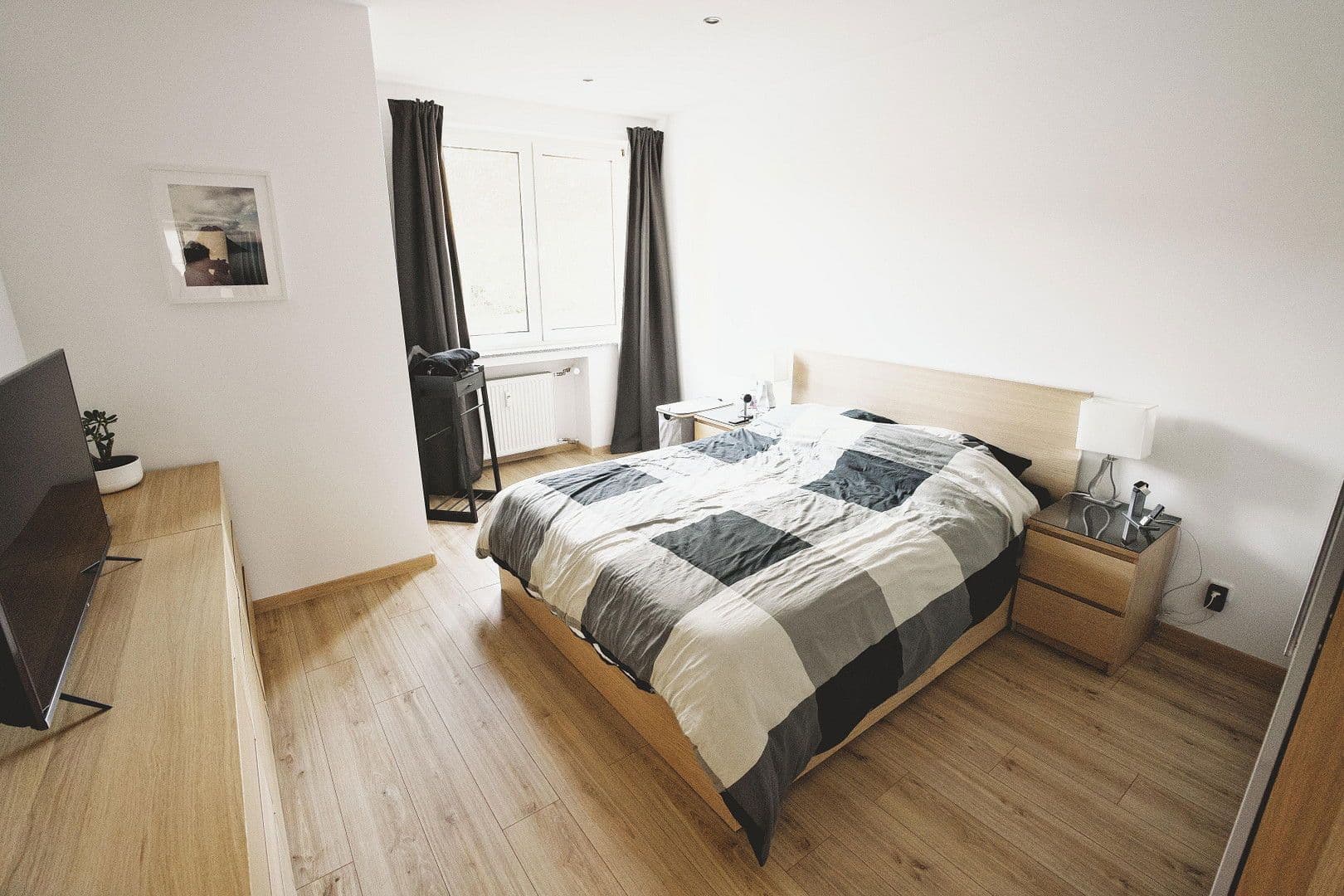 Prenájom bytu 2-izbový 67 m², Holsterhauser Straße 129, Essen, Severné Porýnie - Westfálsko Prenájom bytu 2-izbový 67 m², Holsterhauser Straße 129, Essen, Severné Porýnie - Westfálsko