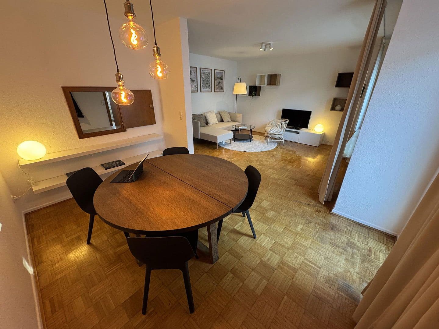 Prenájom bytu 3-izbový 71 m², Kassel, Hesensko Prenájom bytu 3-izbový 71 m², Kassel, Hesensko