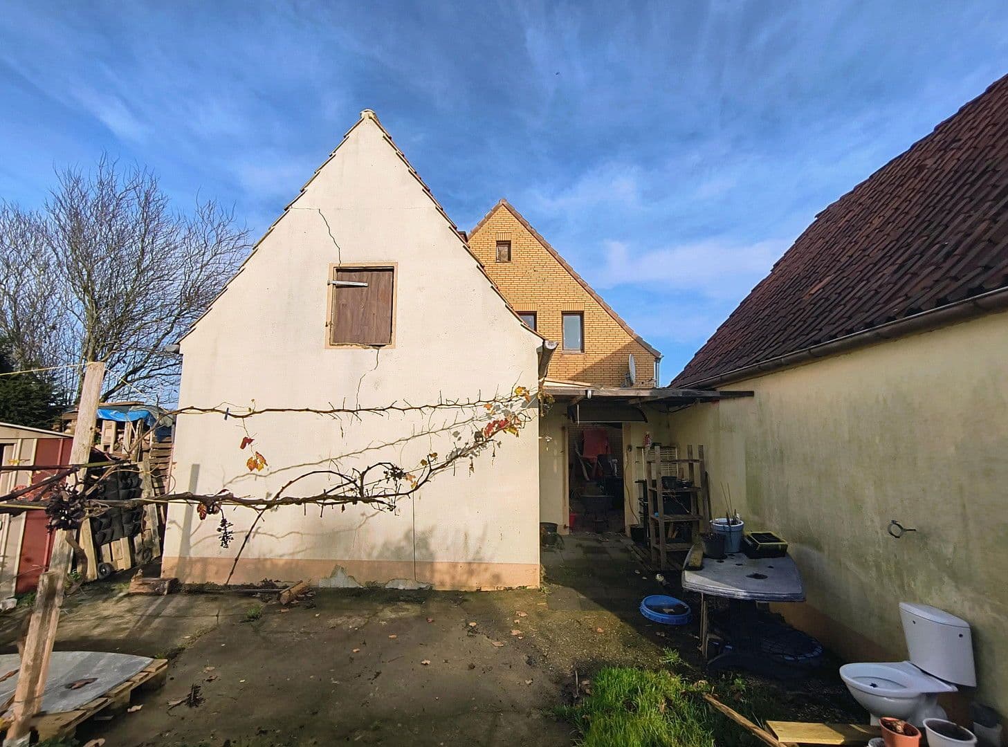 Predaj domu 140 m², pozemek 1.604 m², Wurster Nordseeküste, Dolné Sasko Predaj domu 140 m², pozemek 1.604 m², Wurster Nordseeküste, Dolné Sasko