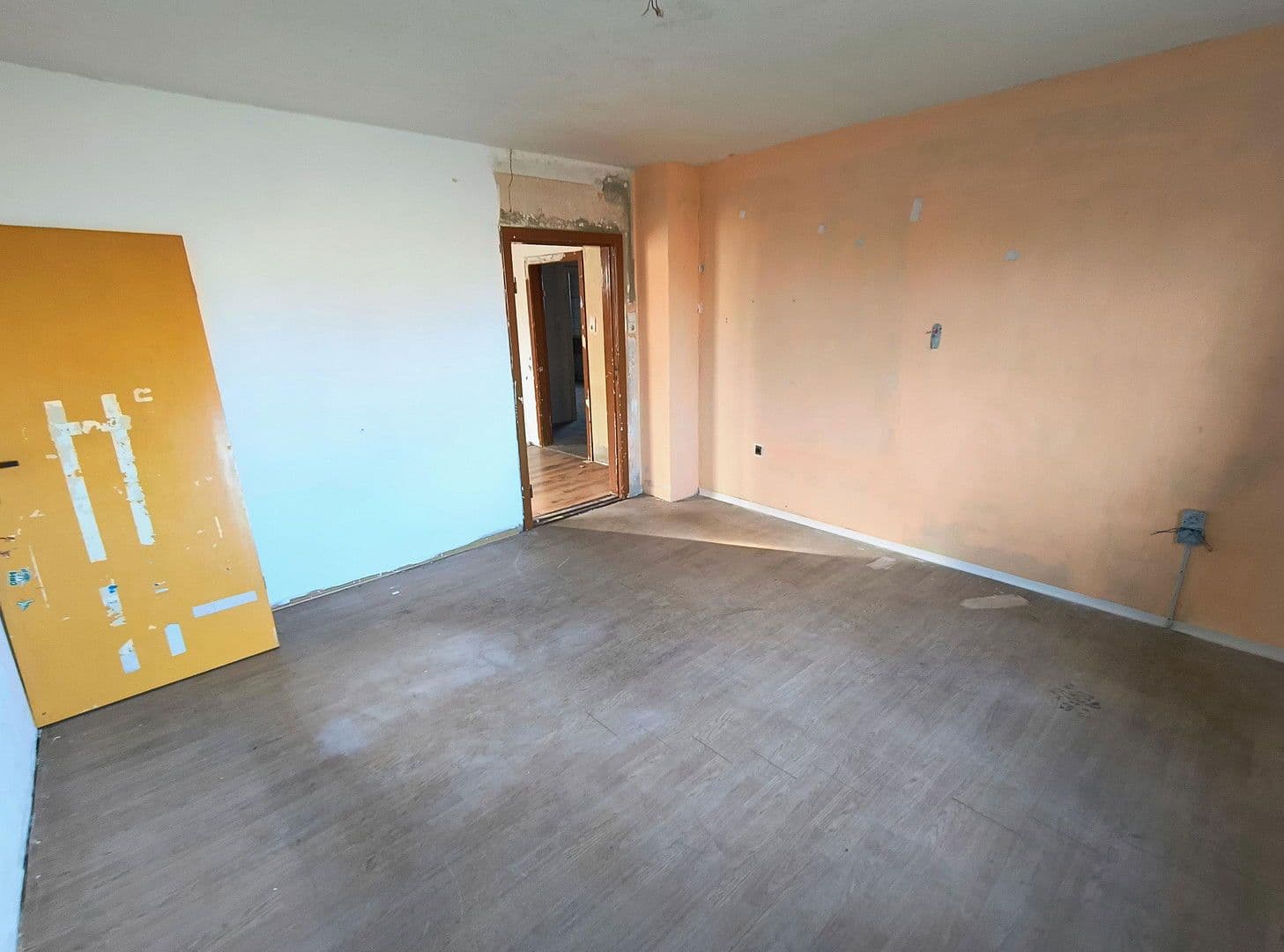 Predaj domu 140 m², pozemek 1.604 m², Wurster Nordseeküste, Dolné Sasko Predaj domu 140 m², pozemek 1.604 m², Wurster Nordseeküste, Dolné Sasko