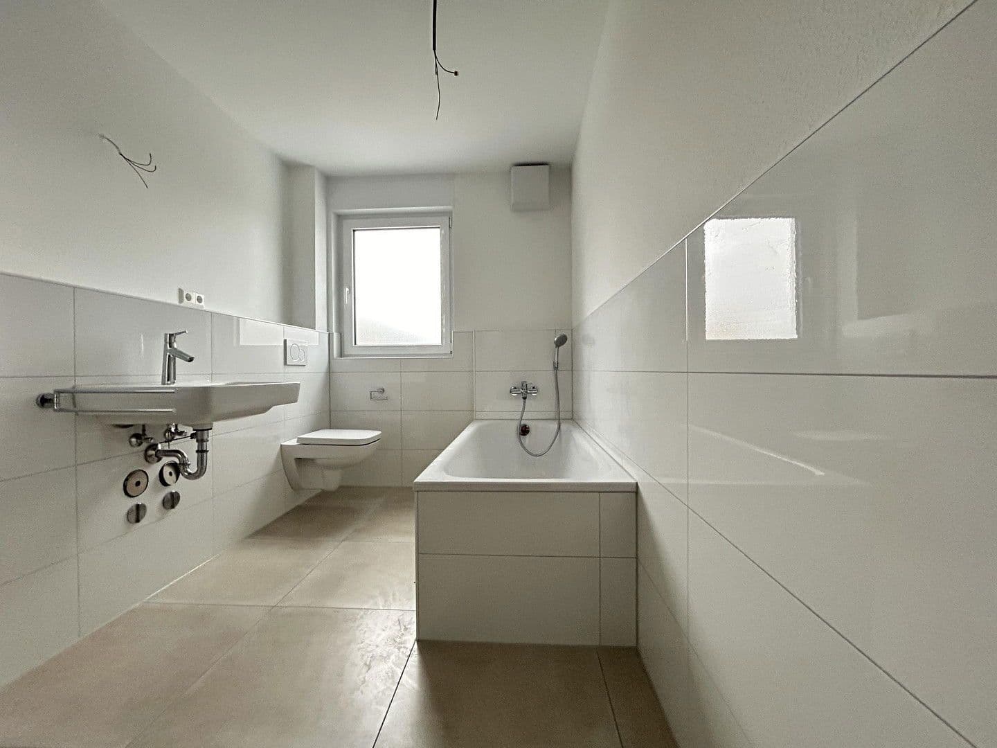 Prenájom bytu 3-izbový 98 m², Fabrikstraße, Kraichtal, Bádensko-Wurttembersko Prenájom bytu 3-izbový 98 m², Fabrikstraße, Kraichtal, Bádensko-Wurttembersko