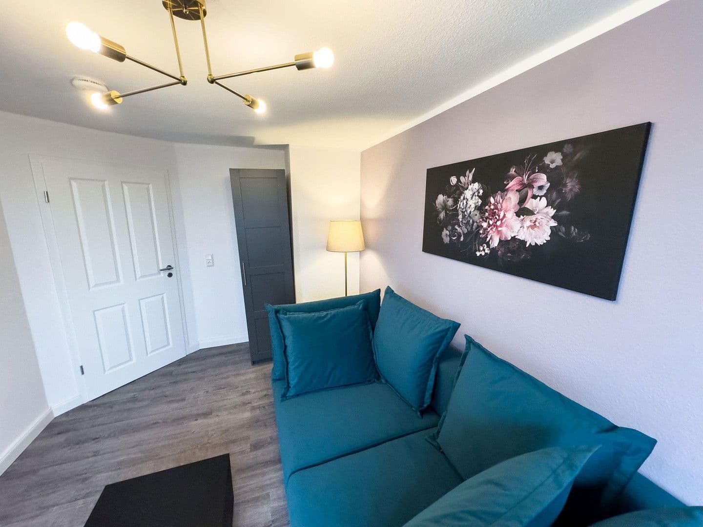 Prenájom bytu 2-izbový 34 m², Washingtonweg 1A, Hannover, Dolné Sasko Prenájom bytu 2-izbový 34 m², Washingtonweg 1A, Hannover, Dolné Sasko