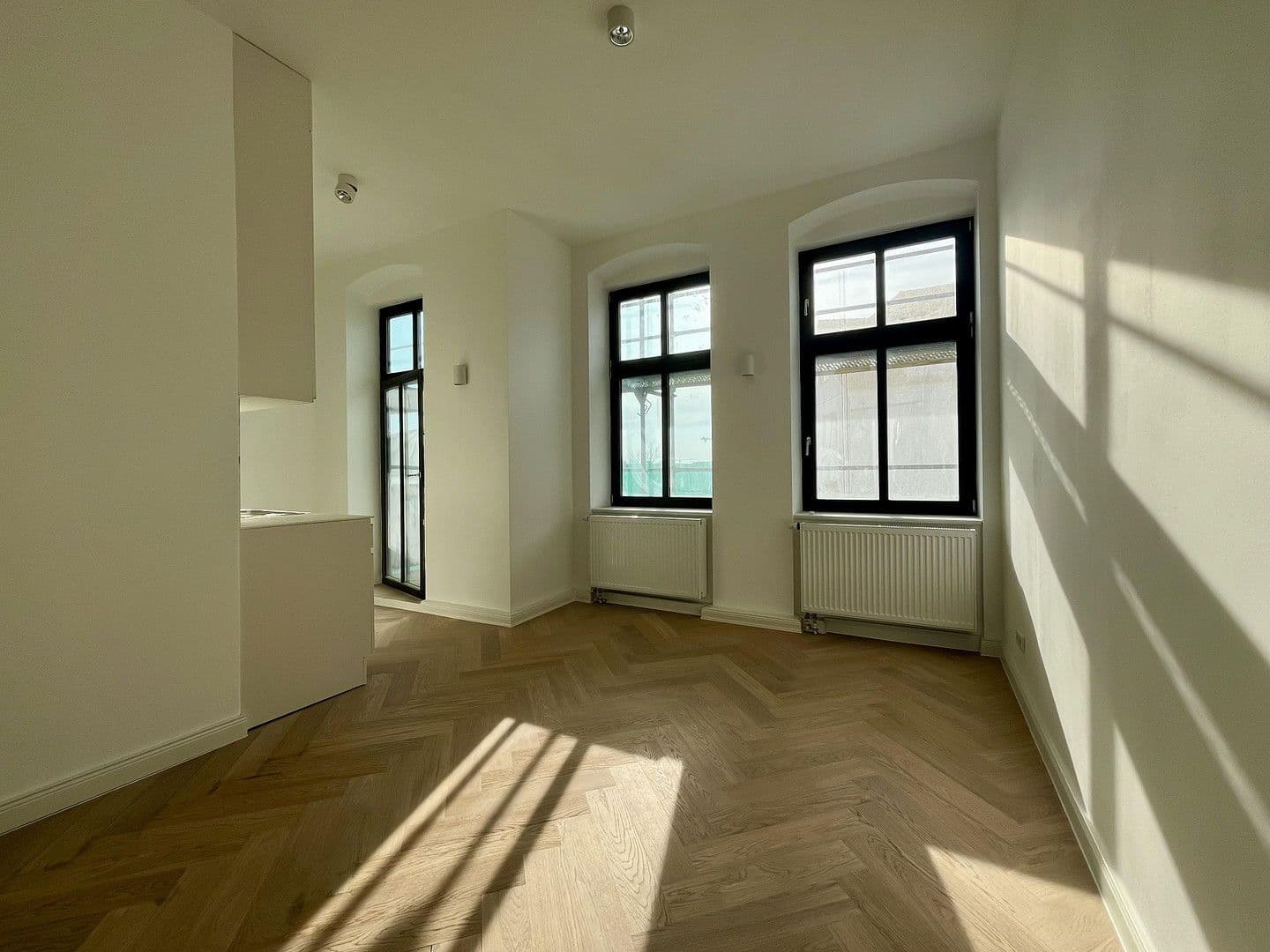 Prenájom bytu 1-izbový 35 m², Schöneberger Straße 9, Berlin, Berlín Prenájom bytu 1-izbový 35 m², Schöneberger Straße 9, Berlin, Berlín