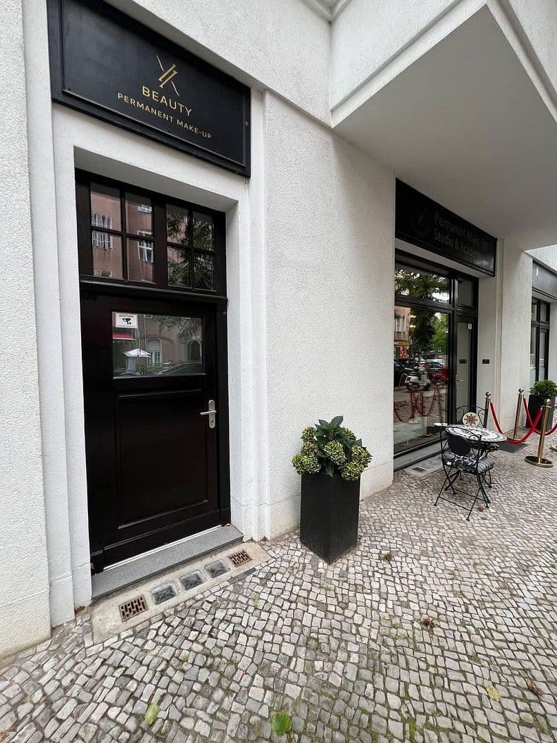 Prenájom kancelárie 87 m², Bregenzerstrasse 10 10707 Berlin, Berlin, Berlín Prenájom kancelárie 87 m², Bregenzerstrasse 10 10707 Berlin, Berlin, Berlín