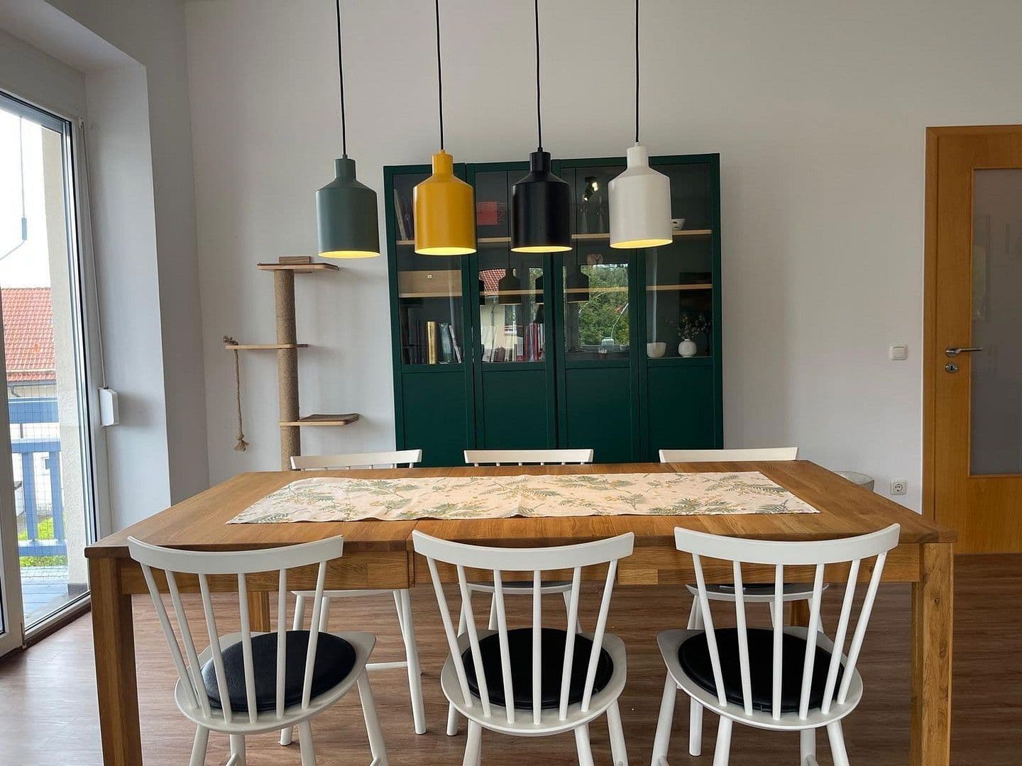 Prenájom bytu 4-izbový 124 m², Alpenstr.37, Geretsried, Bavorsko Prenájom bytu 4-izbový 124 m², Alpenstr.37, Geretsried, Bavorsko