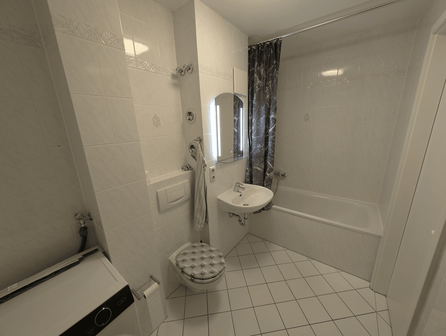 Prenájom bytu 30 m², Grünauer Str. 123, Berlin-Köpenick, Berlín Prenájom bytu 30 m², Grünauer Str. 123, Berlin-Köpenick, Berlín