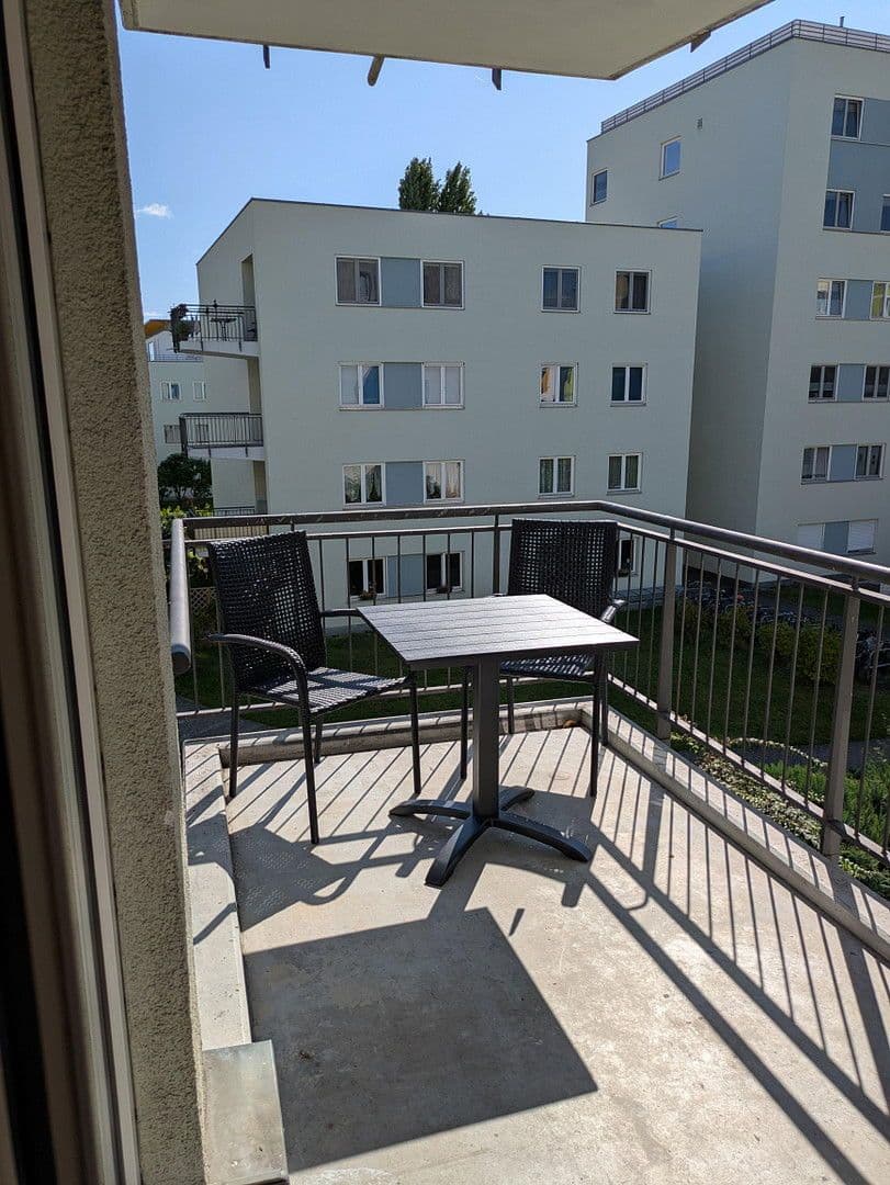 Prenájom bytu 30 m², Grünauer Str. 123, Berlin-Köpenick, Berlín Prenájom bytu 30 m², Grünauer Str. 123, Berlin-Köpenick, Berlín