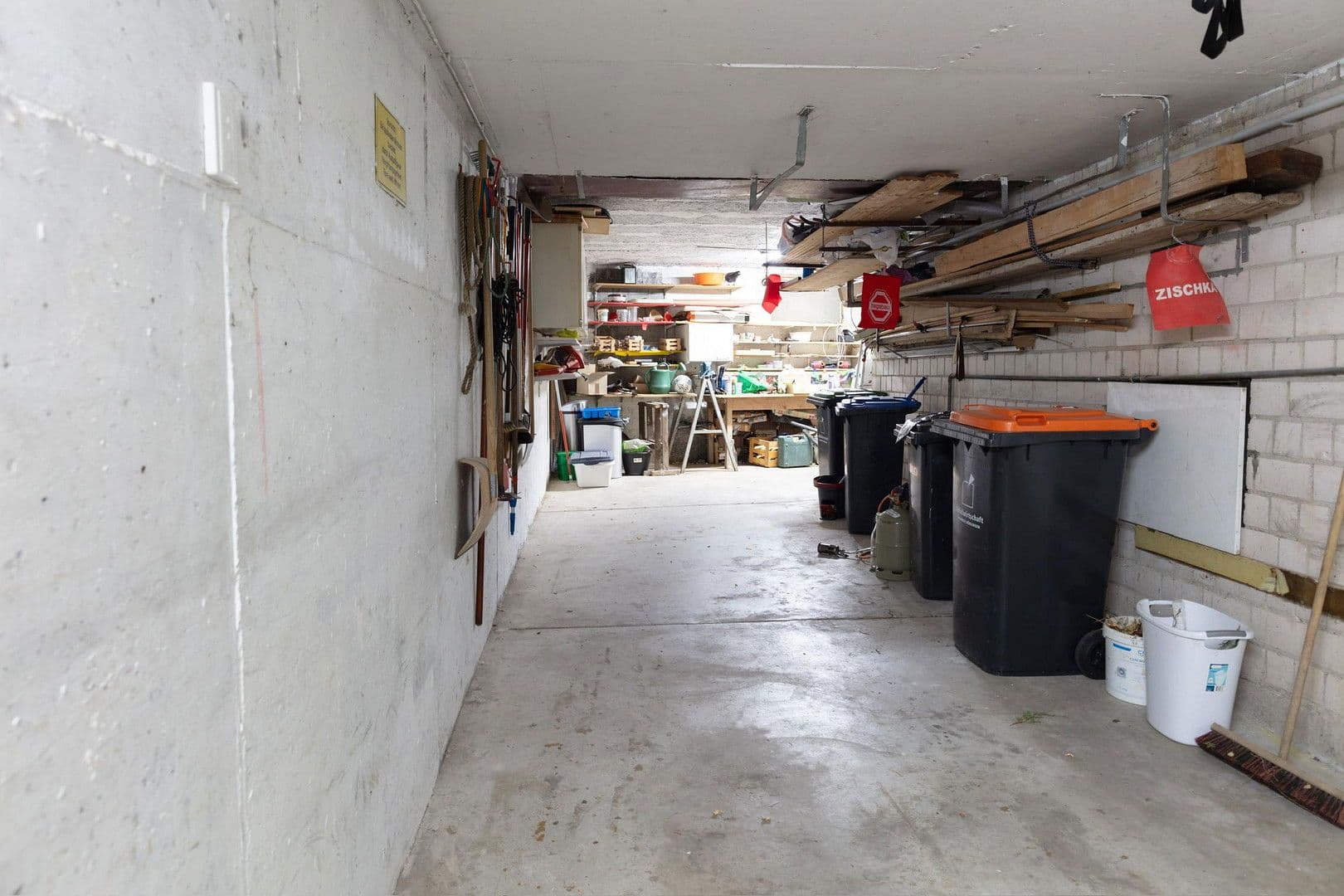 Predaj domu 158 m², pozemek 410 m², Leonberg, Bádensko-Wurttembersko Predaj domu 158 m², pozemek 410 m², Leonberg, Bádensko-Wurttembersko