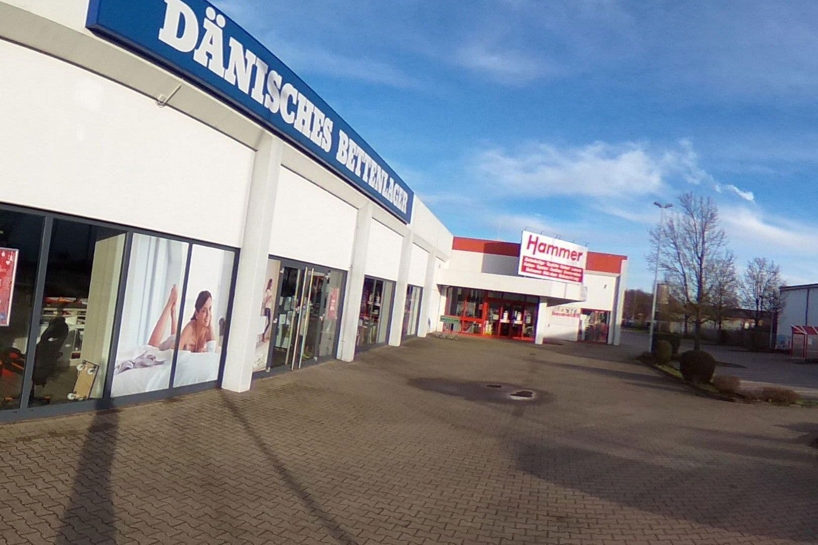 Prenájom nebytového priestoru 12.648 m², Zunftweg 10, Voerde (Niederrhein), Severné Porýnie - Westfálsko Prenájom nebytového priestoru 12.648 m², Zunftweg 10, Voerde (Niederrhein), Severné Porýnie - Westfálsko