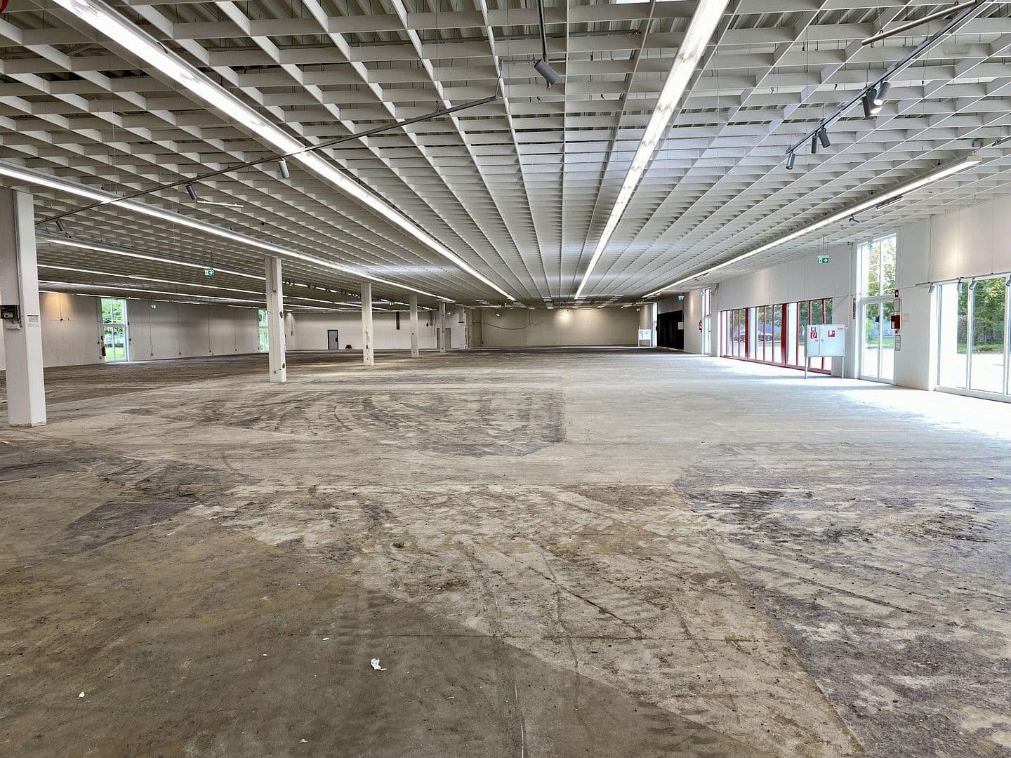 Prenájom nebytového priestoru 12.648 m², Zunftweg 10, Voerde (Niederrhein), Severné Porýnie - Westfálsko Prenájom nebytového priestoru 12.648 m², Zunftweg 10, Voerde (Niederrhein), Severné Porýnie - Westfálsko