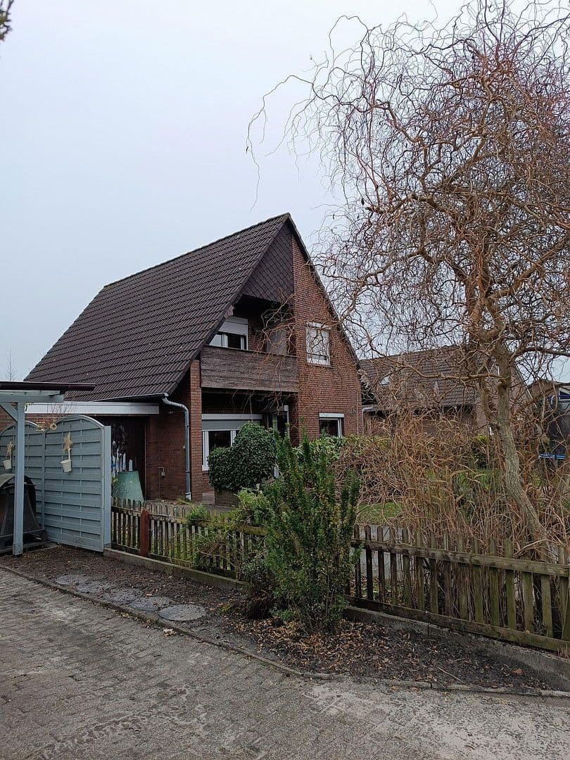 Predaj domu 120 m², pozemek 404 m², Hafenstr. 22a, Wittmund, Dolné Sasko Predaj domu 120 m², pozemek 404 m², Hafenstr. 22a, Wittmund, Dolné Sasko