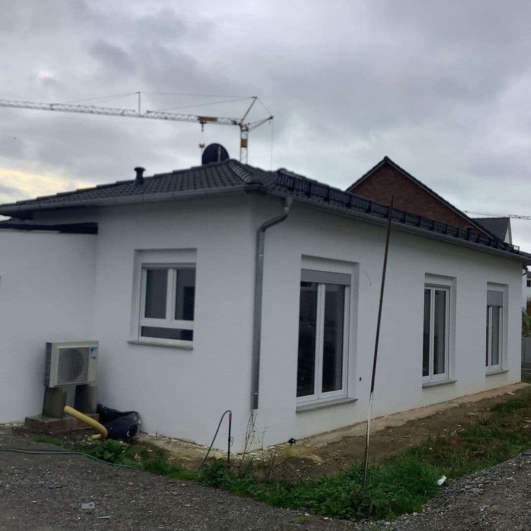 Predaj domu 147 m², pozemek 490 m², Buchen (Odenwald), Bádensko-Wurttembersko Predaj domu 147 m², pozemek 490 m², Buchen (Odenwald), Bádensko-Wurttembersko